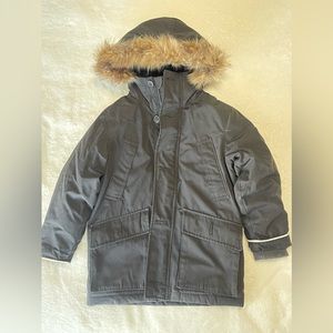 Gap kids winter coat wirh removable fur Excellent conditions